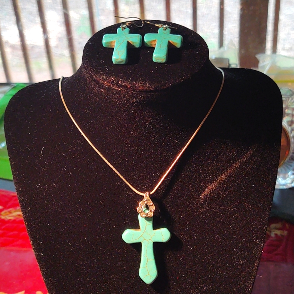 Necklace Turquoise Magnesite Cross pendant and Earrings on Silver Tone Chain